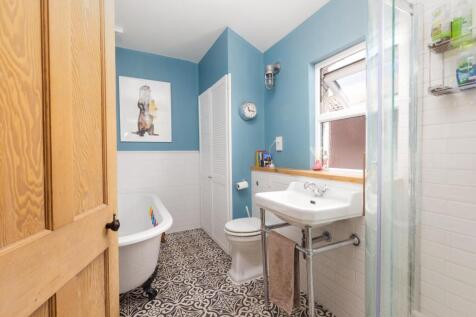 10 Kensington Park Road, BS4-16.jpg