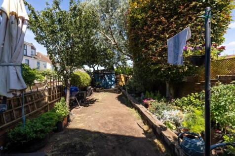 10 Kensington Park Road, BS4-27.jpg