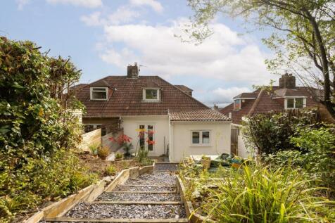 53 Rousham Road, BS5 Garden-3.jpg