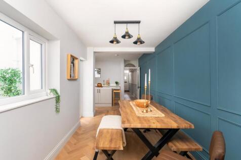 0O4STN - Dining Area B.jpg