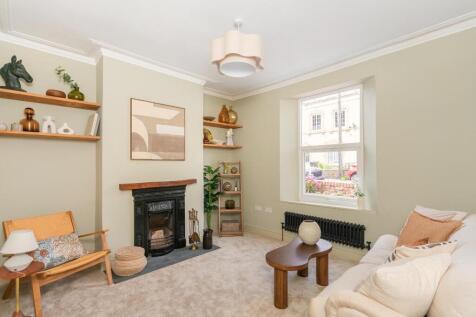 0O4STN - Living Room C.jpg