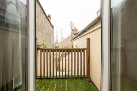 5, 77, Greenbank Road-15.jpg