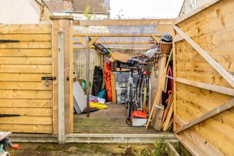 Flat 3, 103 Greenbank Road, BS5-20.jpg