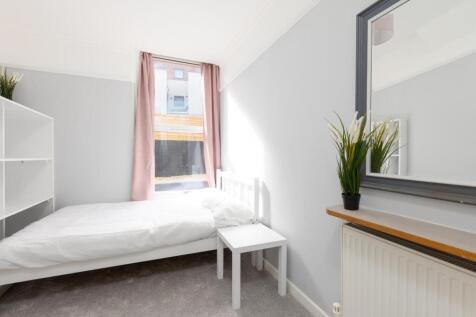 Flat 1, 3 Bushy Park, BS4-7.jpg