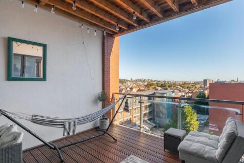 6A0P5BR - Terrace D.jpg