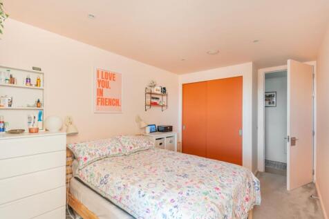 6A0P5BR - Bedroom E.jpg