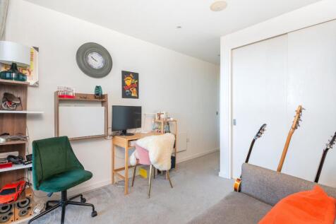 6A0P5BR - Bedroom B.jpg