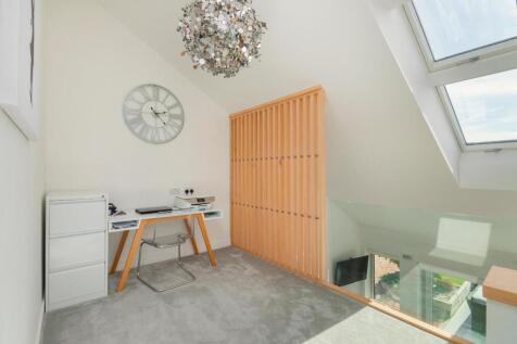 ESUOHAITSEH - Office Area B.jpg