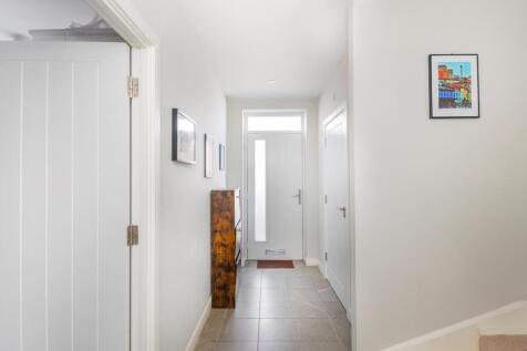 1B4RTN - Hallway A.jpg