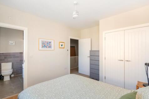 1B4RTN - Bedroom C.jpg