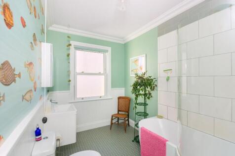 1A1SBR - Bathroom C.jpg