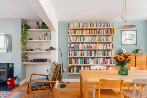 1A7RVP - Dining Room C.jpg