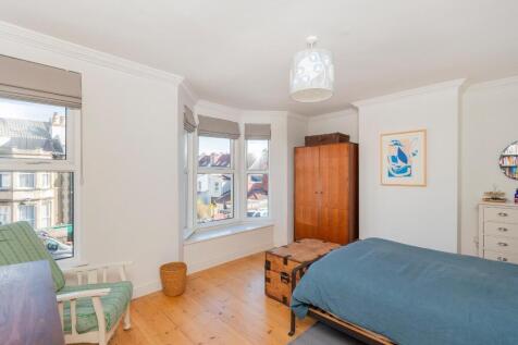 1A7RVP - Bedroom E.jpg