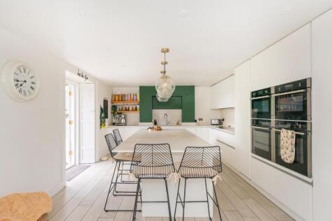 1H7RCN - Kitchen Diner F.jpg