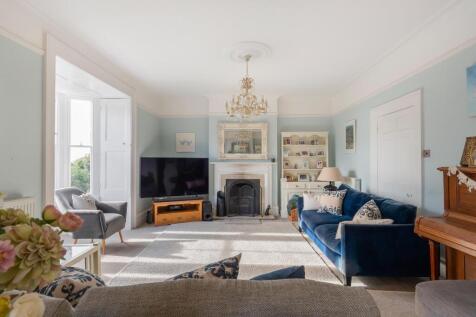 1H7RCN - Living Drawing Room H.jpg