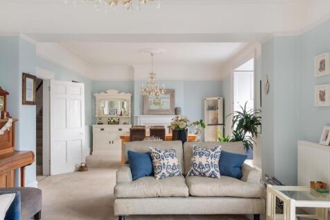 1H7RCN - Living Drawing Room E.jpg