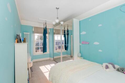 1H7RCN - Bedroom J.jpg