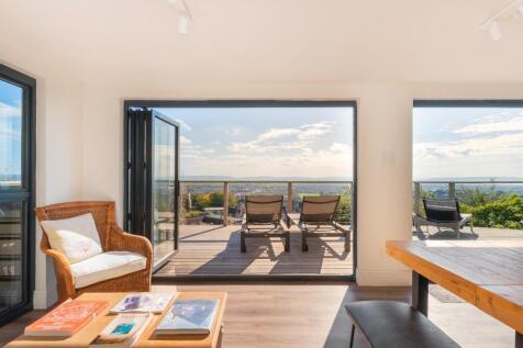 1H7RCN - Garden Office C.jpg