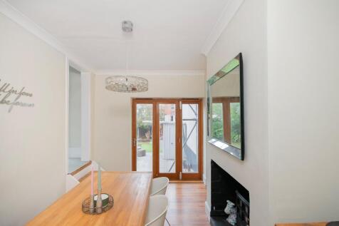 0C8RKE - Dining Room A.jpg