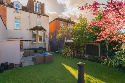 0C8RKE - External E.jpg