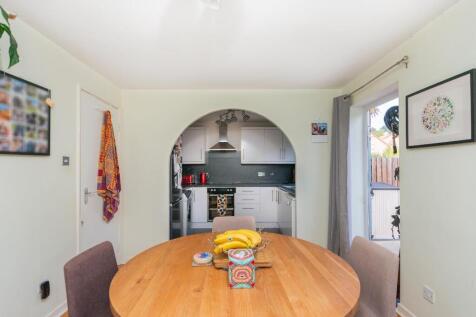 4W0CSI - Dining Room A.jpg