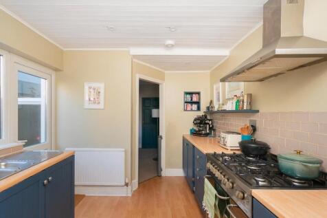 0G6PABN - Kitchen C.jpg