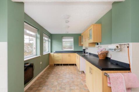 2D5HRCN - Kitchen D.jpg