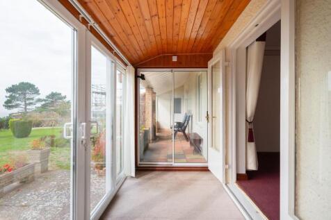 2D5HRCN - Conservatory A.jpg