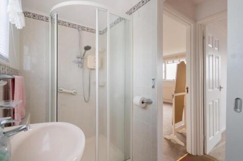 2D5HRCN - Shower Room B.jpg