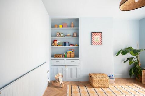 1R8HEE - Dining Room C.jpg