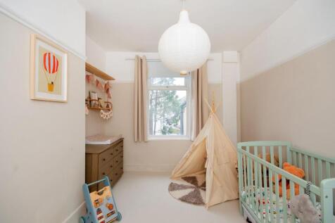 1R8HEE - Bedroom C.jpg