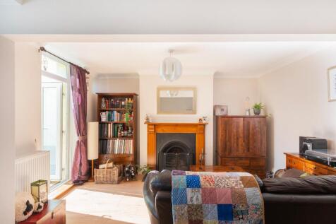 G4F8WSTN - Lounge Diner D.jpg