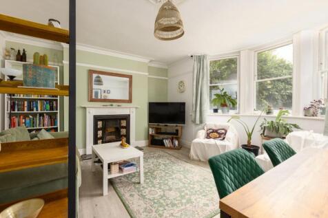 BF, 65 Cotham Brow, BS6-3.jpg