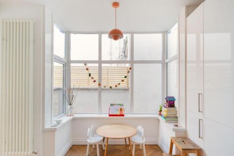 1R8RSE - Kitchen Diner G.jpg