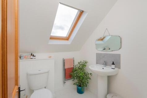 1R8RSE - Ensuite B.jpg