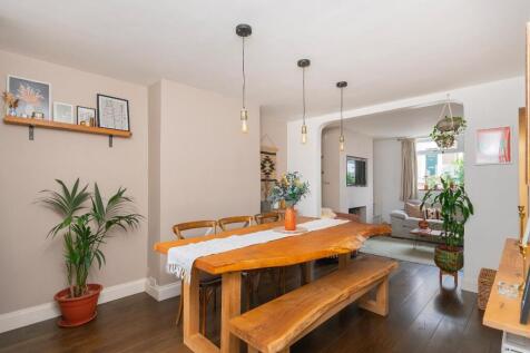 7W0STN - Dining Room B.jpg