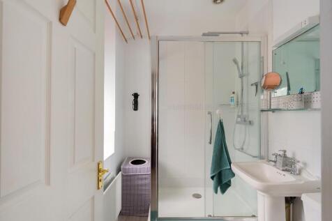 0P7MSP - Ensuite B.jpg