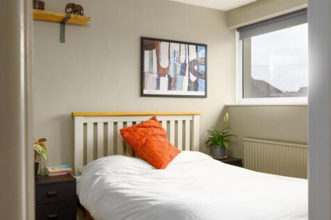 99 Gilbert Road, BS5-20.jpg