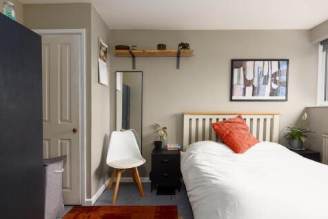 99 Gilbert Road, BS5-21.jpg