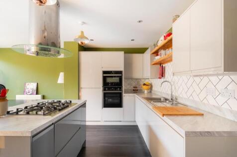 2O4PHCBH - Kitchen Diner E.jpg