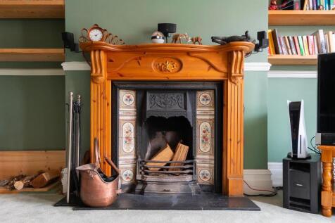 9W0RBN - Living Room A.jpg