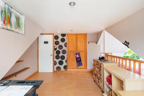 9W0RBN - Bedroom J.jpg