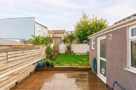 9W0RBN - External D.jpg