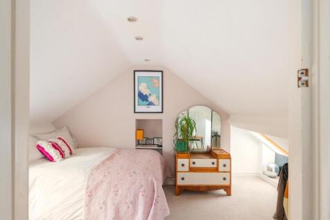 1N5R0SA - Bedroom Q.jpg