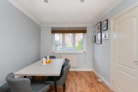 0S4GASG - Kitchen Diner E.jpg