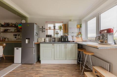 51 Novers Park Drive, BS4-29.jpg