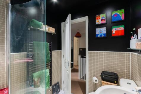 0S2CAV - Bathroom B.jpg