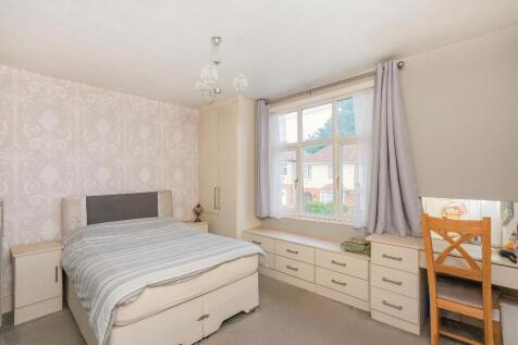 7S1R6EE - Bedroom E.jpg