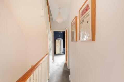 7M2RBR - Landing A.jpg