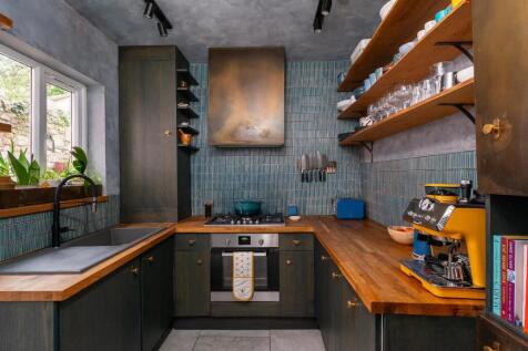 0A4TCD - Kitchen D.jpg